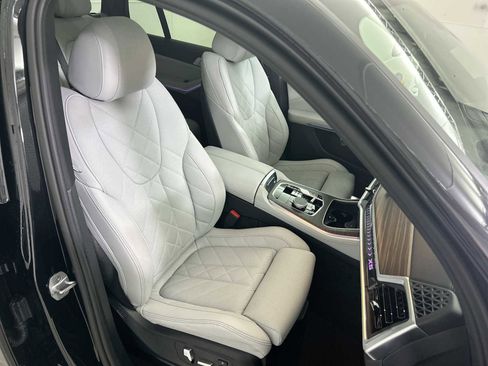 Used 2024 BMW X5 xDrive40i w/ Premium Package image 26