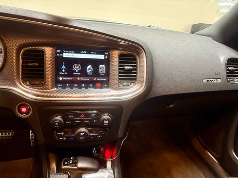 Used 2019 Dodge Charger SRT Hellcat w/ Navigation & Travel Group image 20