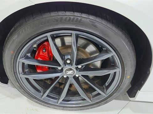 Certified 2024 Nissan Z Performance w/ Floor Mat Package RWD image 26