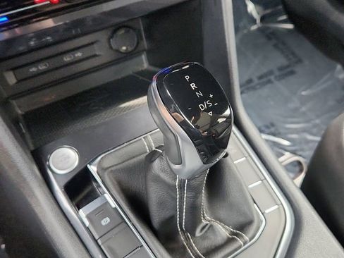 Used 2022 Volkswagen Tiguan SE w/ Panoramic Sunroof Package AWD/4WD image 44