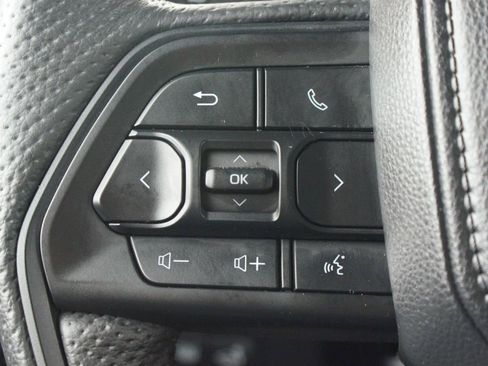 Used 2025 Toyota Sequoia Limited image 12