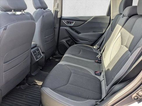 Used 2020 Subaru Forester Premium image 21