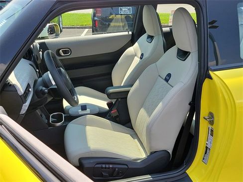 Used 2025 MINI Cooper S image 11