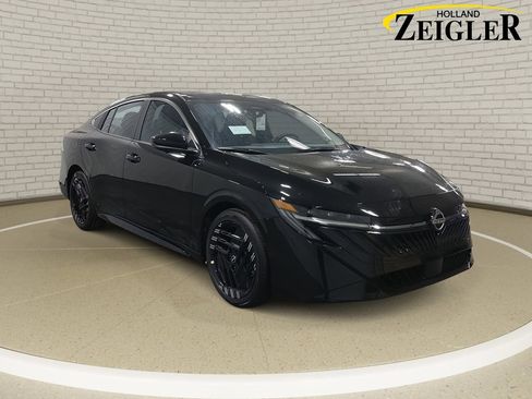 New 2026 Nissan Sentra SR w/ SR Premium Package image 3