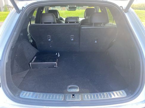 Certified 2025 Genesis GV70 3.5T Sport w/ Sport Prestige Package image 19