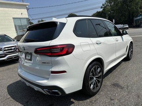 Used 2021 BMW X5 xDrive40i w/ M Sport Package image 3