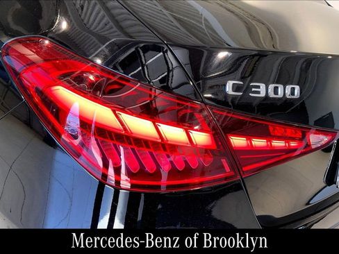 Used 2023 Mercedes-Benz C 300 4MATIC Sedan image 29