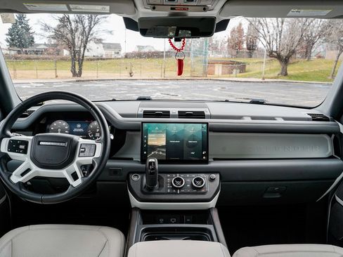 Used 2023 Land Rover Defender 130 First Edition image 12