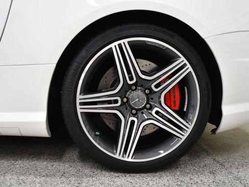 Used 2013 Mercedes-Benz SL 63 AMG image 32