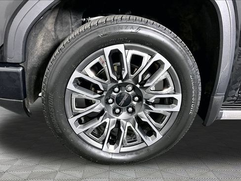 Certified 2025 GMC Sierra 1500 Denali Ultimate AWD/4WD image 32