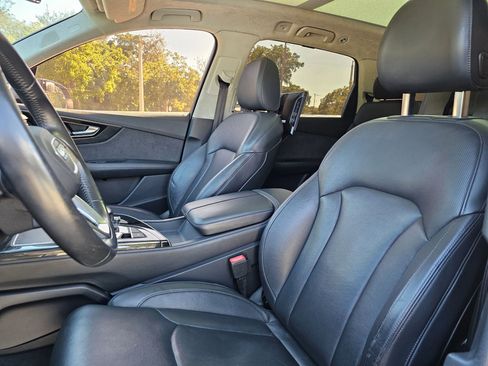 Used 2017 Audi Q7 3.0T Prestige image 13