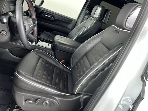 Used 2025 GMC Yukon AT4 Ultimate AWD/4WD image 20