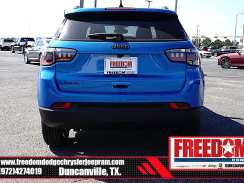 New 2026 Jeep Compass Latitude image 4