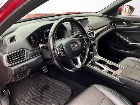 Used 2018 Honda Accord Sport image 15