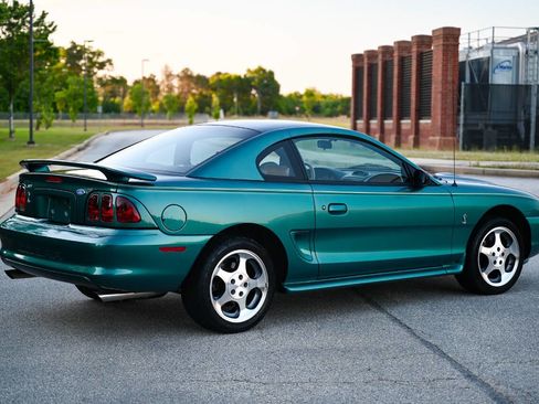 Used 1997 Ford Mustang Cobra image 2
