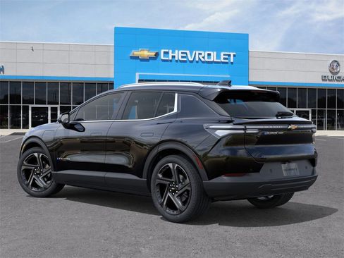 New 2026 Chevrolet Equinox EV LT image 27