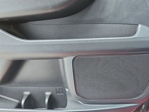 Used 2021 Toyota Sienna XLE image 30