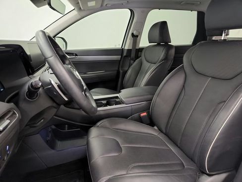 Used 2025 Hyundai Palisade SEL FWD image 18