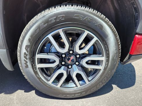 Used 2023 GMC Sierra 1500 AT4 w/ AT4 Preferred Package AWD/4WD image 20