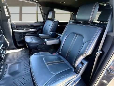 Used 2022 Ford Expedition Max Platinum AWD/4WD image 26