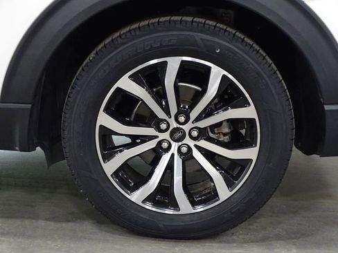 Used 2022 Ford Explorer ST-Line w/ Class IV Trailer Tow Package image 38