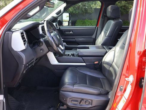 Used 2024 Toyota Tundra Platinum image 14