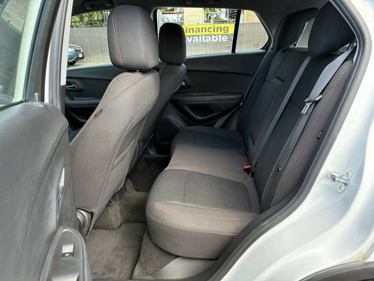 Used 2017 Chevrolet Trax LS FWD image 4