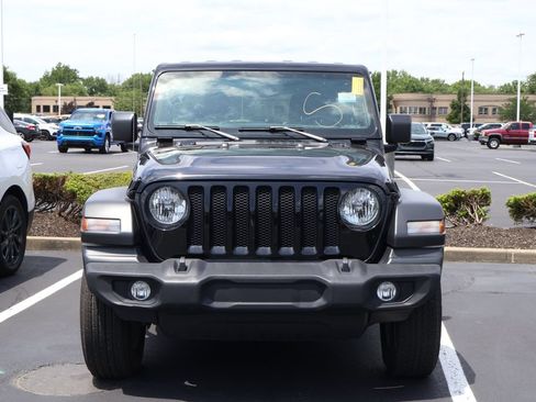 Used 2022 Jeep Wrangler Unlimited Sport AWD/4WD image 2