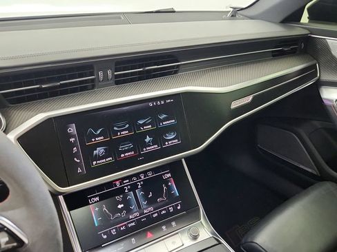 Used 2022 Audi RS 6 AWD/4WD image 19