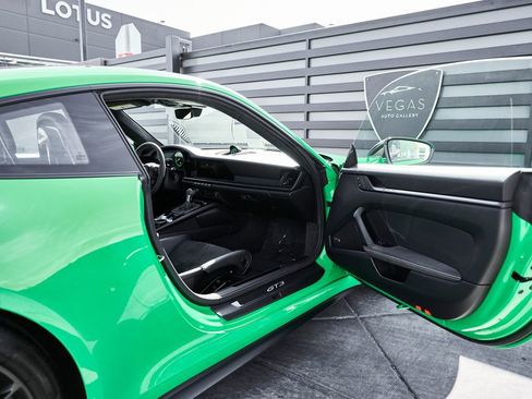 Used 2023 Porsche 911 GT3 RWD image 26