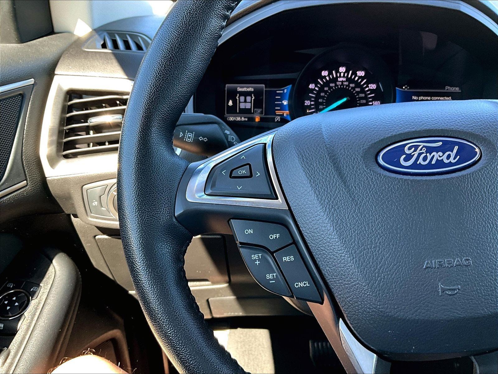 Used 2023 Ford Edge SEL w/ Sport Appearance Package AWD/4WD image 11