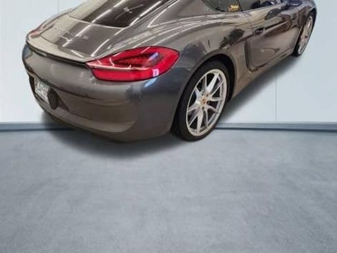 Used 2016 Porsche Cayman RWD image 5