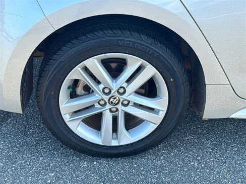 Used 2022 Toyota Corolla SE image 17