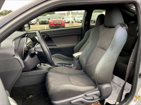 Used 2013 Scion tC image 7