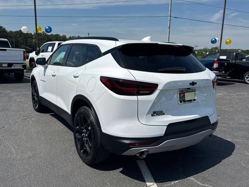 Used 2024 Chevrolet Blazer LT w/ LPO, Floor Liner Package FWD image 8