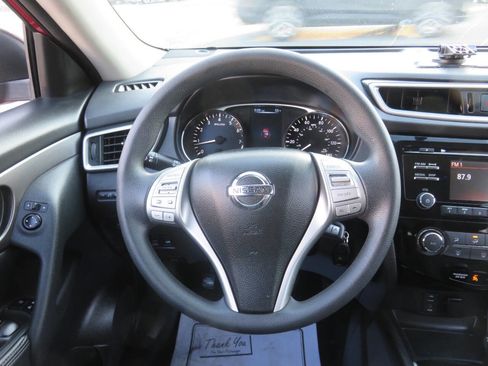 Used 2016 Nissan Rogue S image 14
