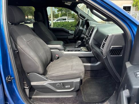 Used 2017 Ford F150 XLT w/ Equipment Group 302A Luxury RWD image 6
