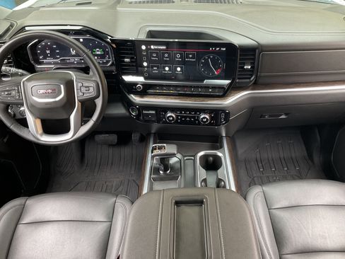 Used 2022 GMC Sierra 1500 Elevation w/ Elevation Premium Package AWD/4WD image 24