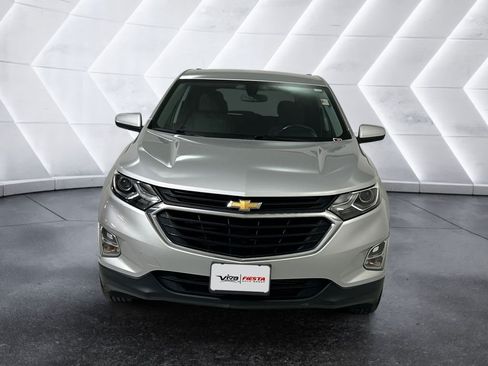 Used 2019 Chevrolet Equinox LT FWD image 2