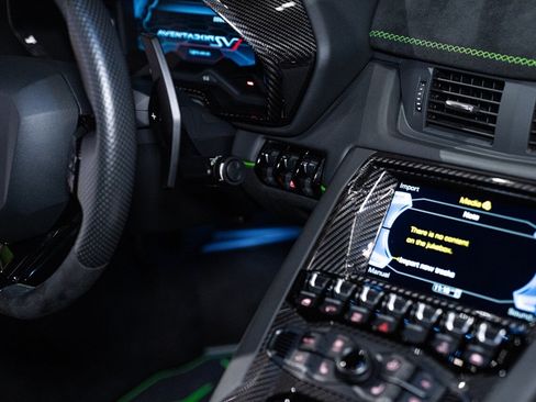 Used 2021 Lamborghini Aventador SVJ image 39