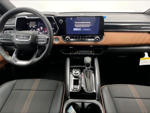 New 2026 GMC Canyon AT4 image 5