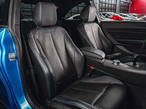 Used 2018 BMW M2 RWD image 50