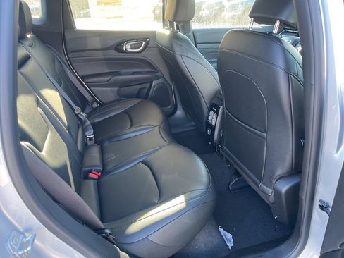 New 2026 Jeep Compass Limited image 13