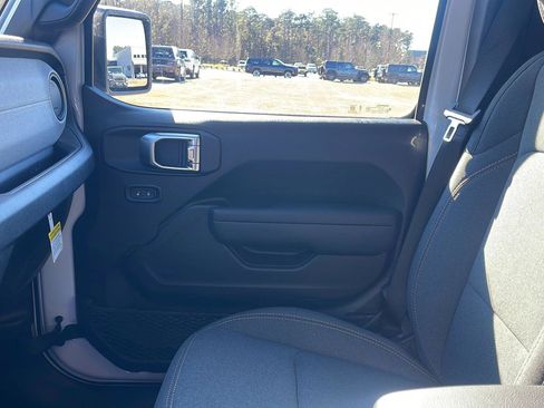 New 2026 Jeep Wrangler Sport S AWD/4WD image 23