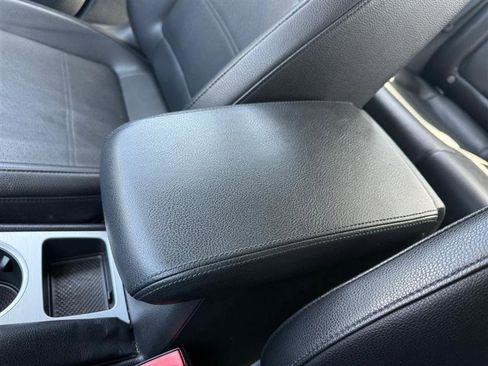 Used 2013 Volkswagen Passat TDI SE image 29