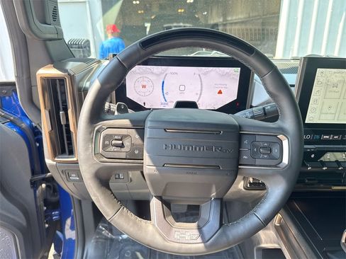 Used 2024 GMC Hummer EV 3X w/ Extreme Off-Road Package image 16