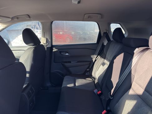 New 2026 Nissan Rogue SV image 32