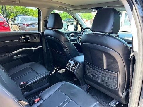 Used 2025 Kia Sorento SX FWD image 47