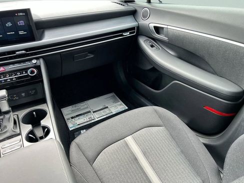 New 2026 Hyundai Sonata SE FWD image 18