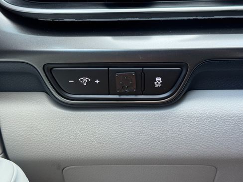 Used 2025 Kia Carnival SX Prestige FWD image 19